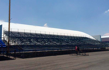 RENTA DE GRADAS PARA CARRERAS