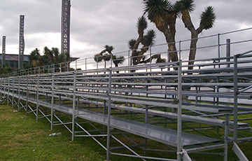 RENTA DE GRADAS PARA CARRERAS