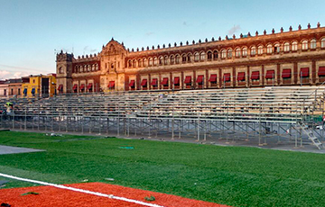RENTA DE GRADAS PARA CARRERAS