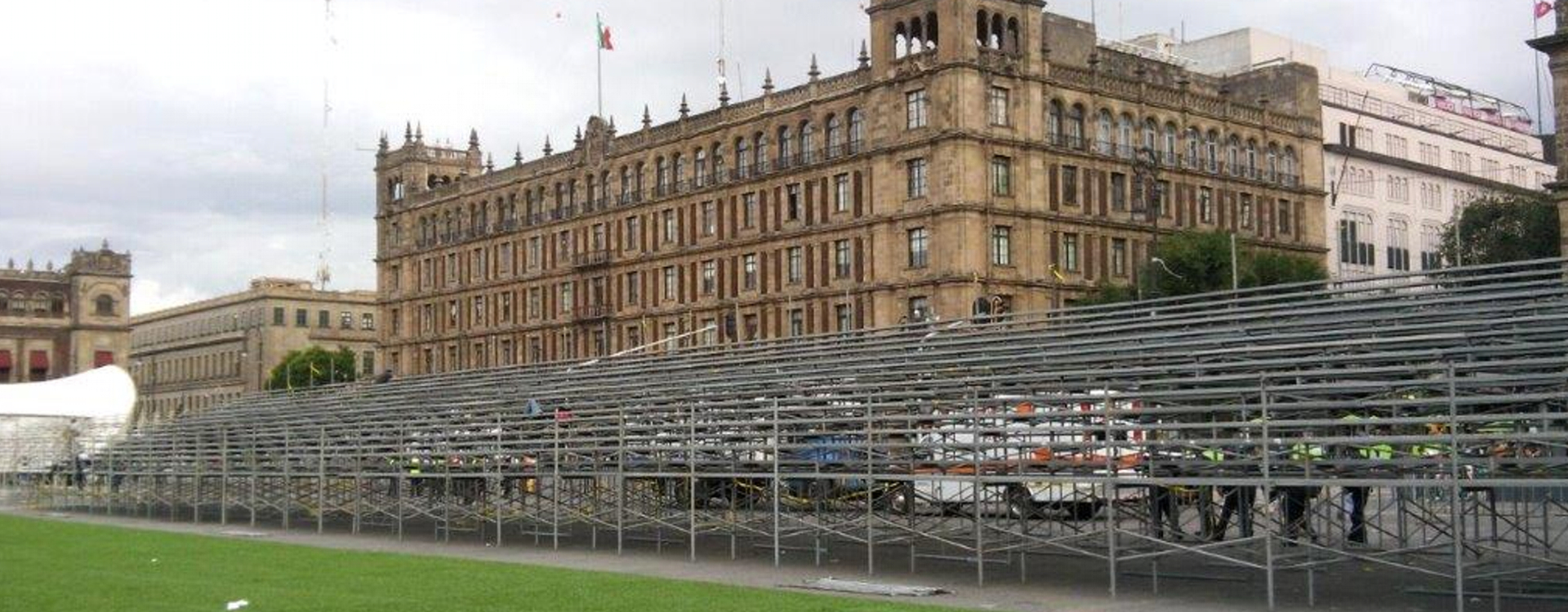 RENTA DE GRADAS PARA EVENTOS MASIVOS